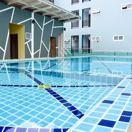 Morakot Twin Chumphon Hotell Exteriör bild