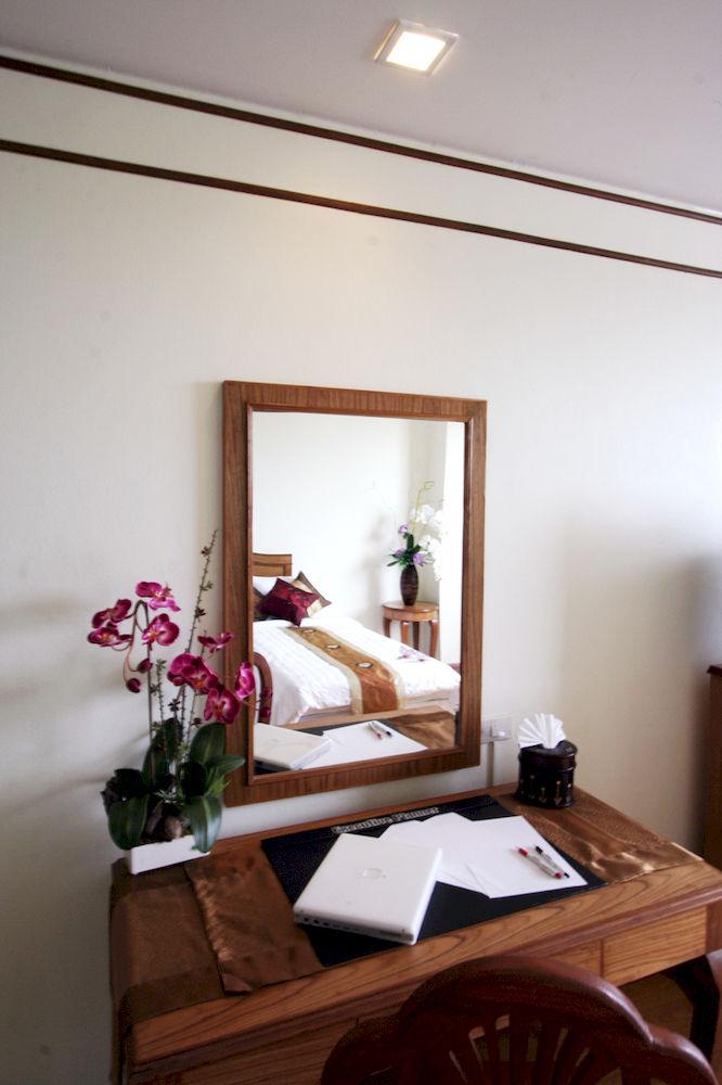 Morakot Twin Chumphon Hotell Exteriör bild