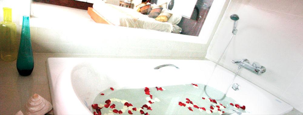 Morakot Twin Chumphon Hotell Exteriör bild