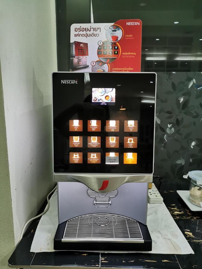 Morakot Twin Chumphon Hotell Exteriör bild