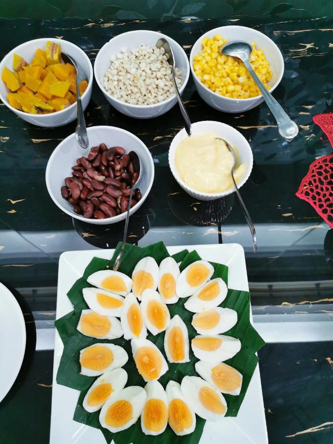 Morakot Twin Chumphon Hotell Exteriör bild