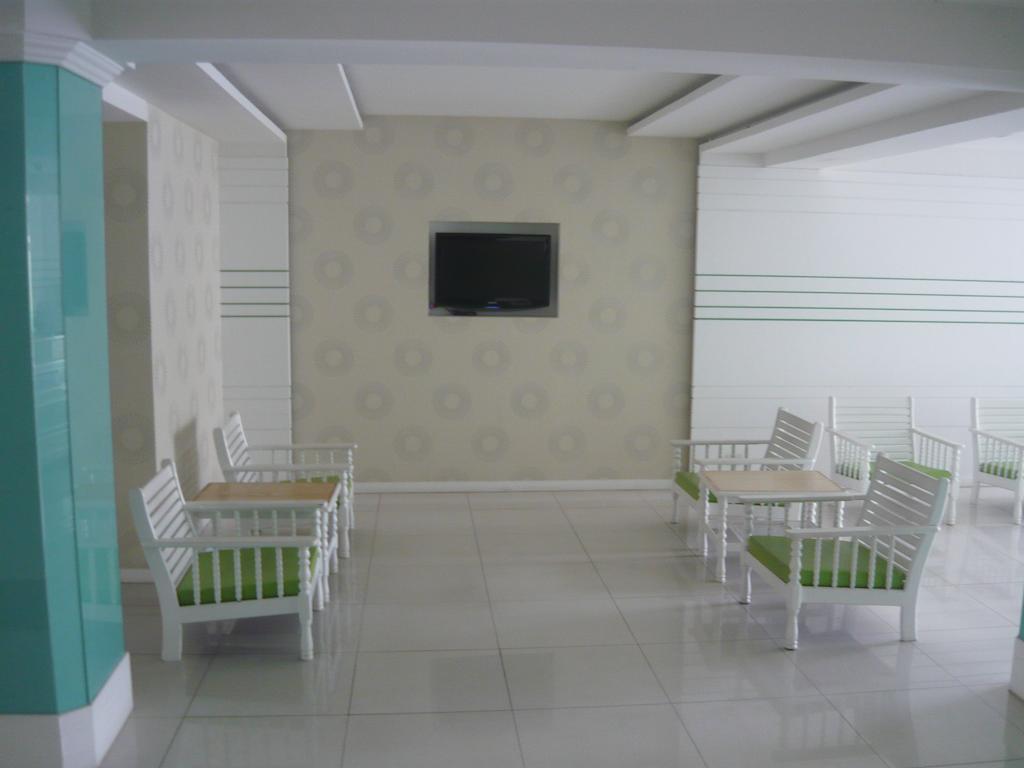 Morakot Twin Chumphon Hotell Exteriör bild
