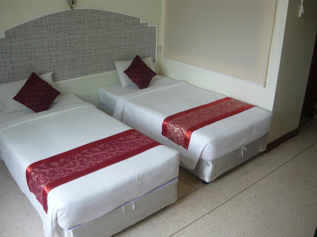 Morakot Twin Chumphon Hotell Rum bild
